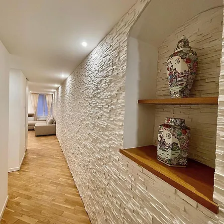The Three Bs - House Bergamo
